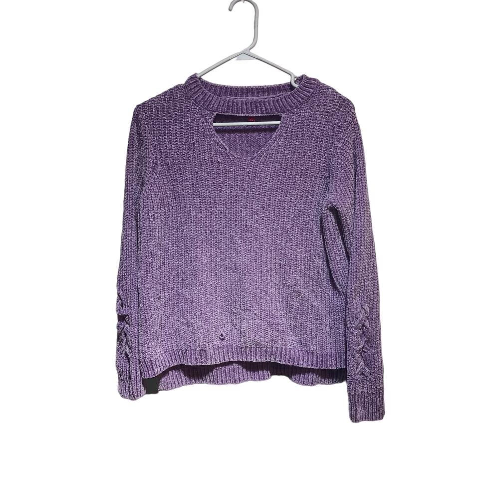 No Boundaries Juniors Sweater Size Medium - Picture 1 of 1